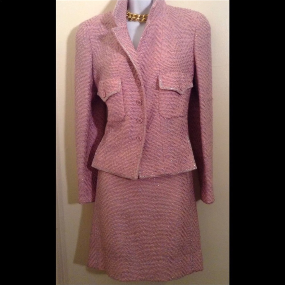 CHANEL Tweed skirt suit